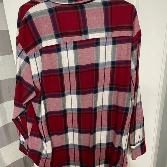 ❌SOLD❌ Long sleeve flannel - Picture 3 of 3